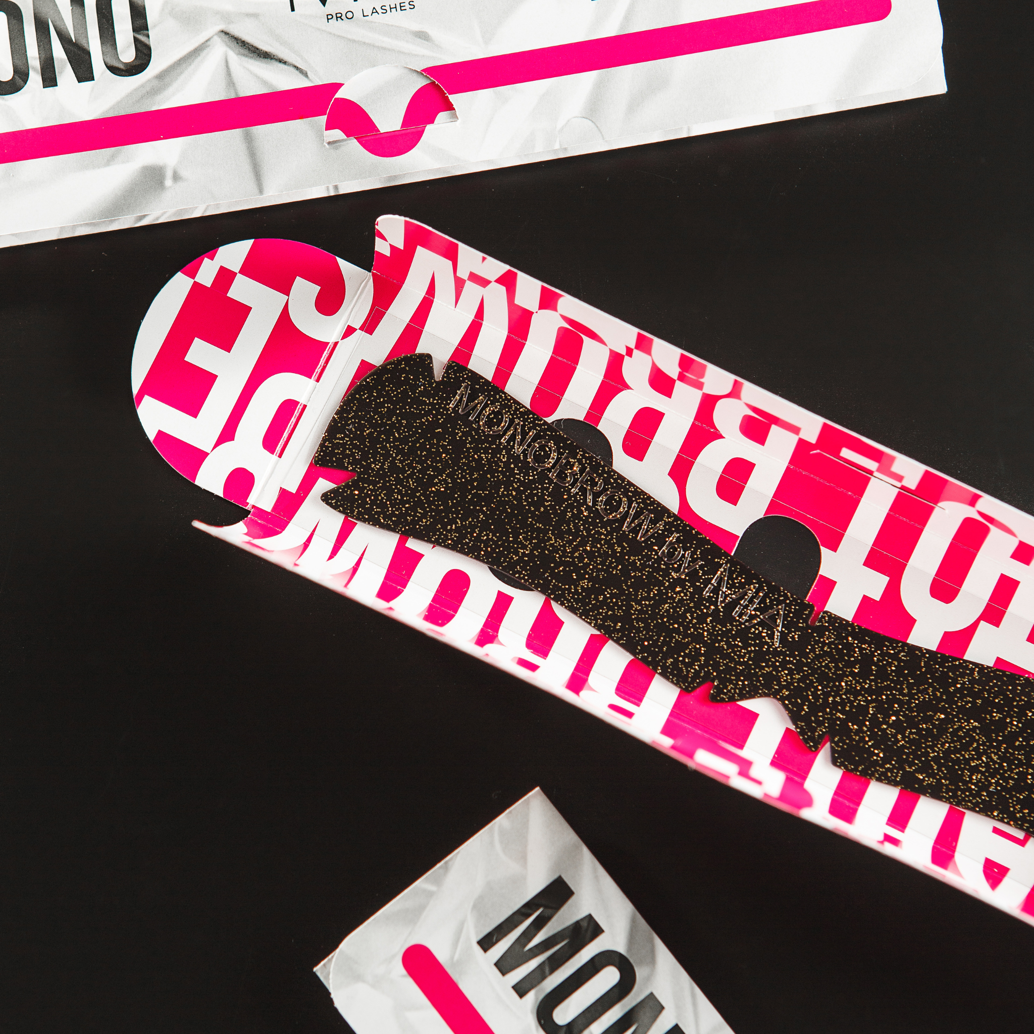 MIA PRO LASHES – Monobrow